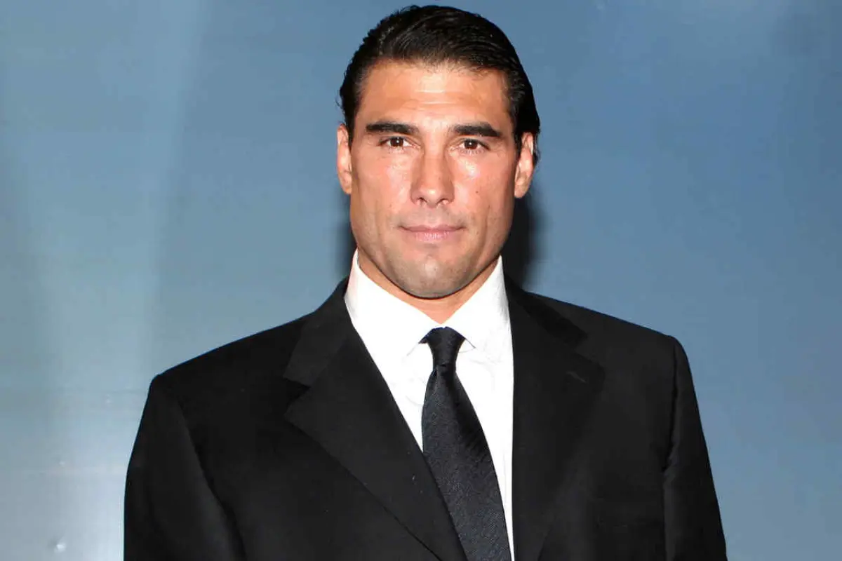 Eduardo Yañez, 