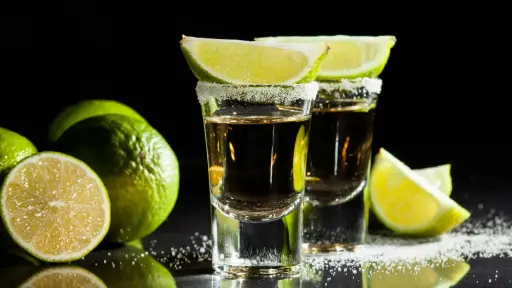 tequila-2230238 ,