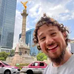 Luisito Comunica ,