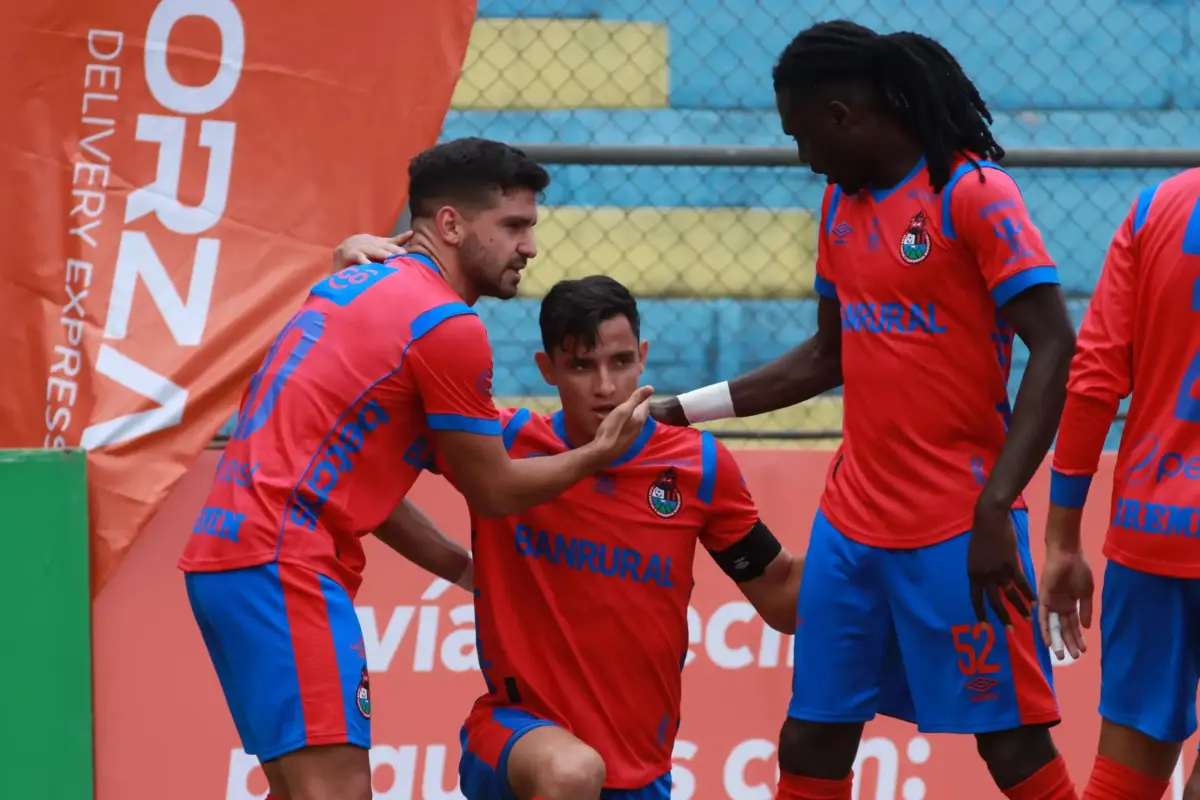 municipal-invicto-del-futbol-guatemalteco-septiembre-2024-scaled-1.webp, 