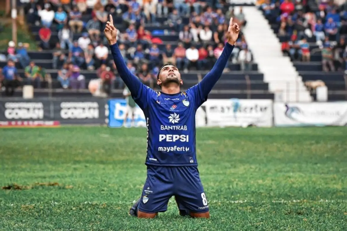 celebracion-delfino-alvarez.webp, 