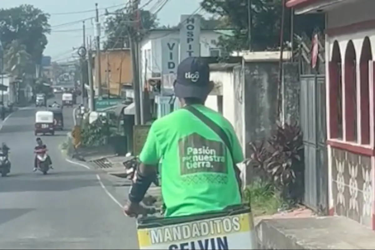 guatemalteco-emprende-con-su-bicicleta-suchitepequez.webp, 