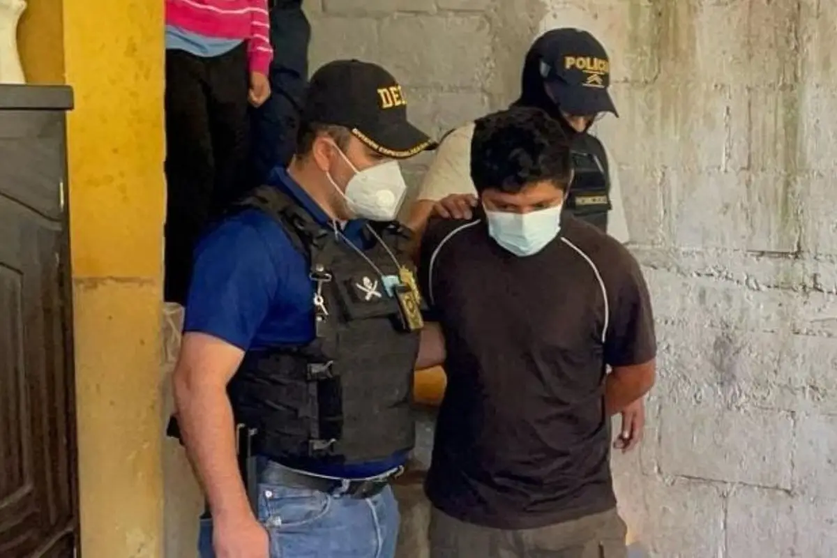 El detenido es de origen salvadoreño, presunto integrante del barrio 18., PNC de Guatemala.