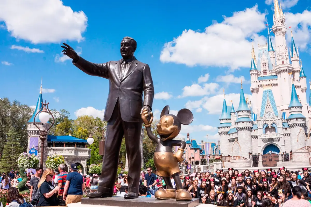 Disney, Instagram