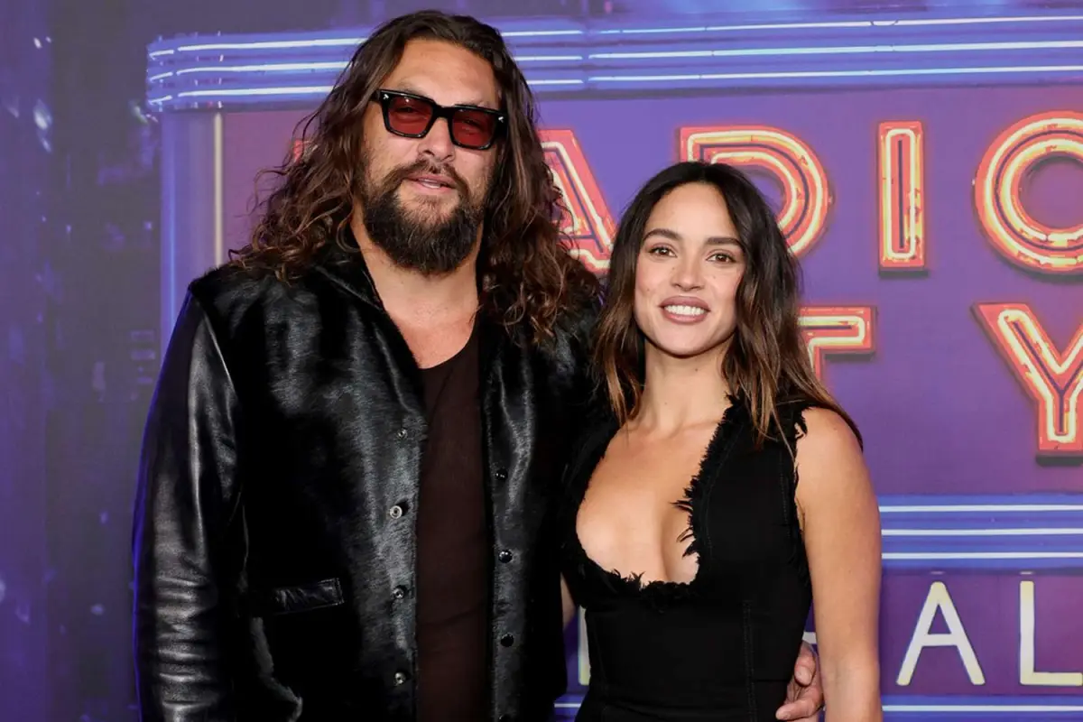 Adria Arjona, Instagram