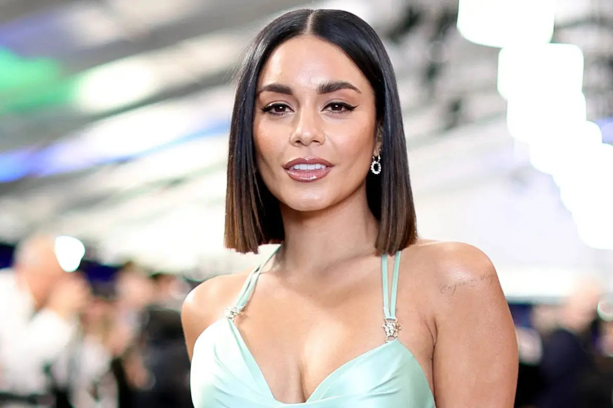 Vanessa Hudgens, Instagram