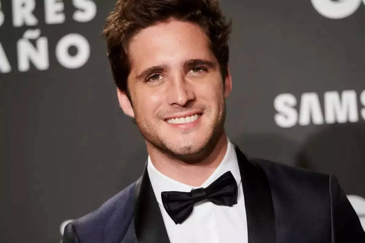 Diego Boneta, Instagram