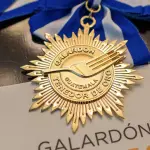 Tenedor de Oro ,Tenedor de Oro