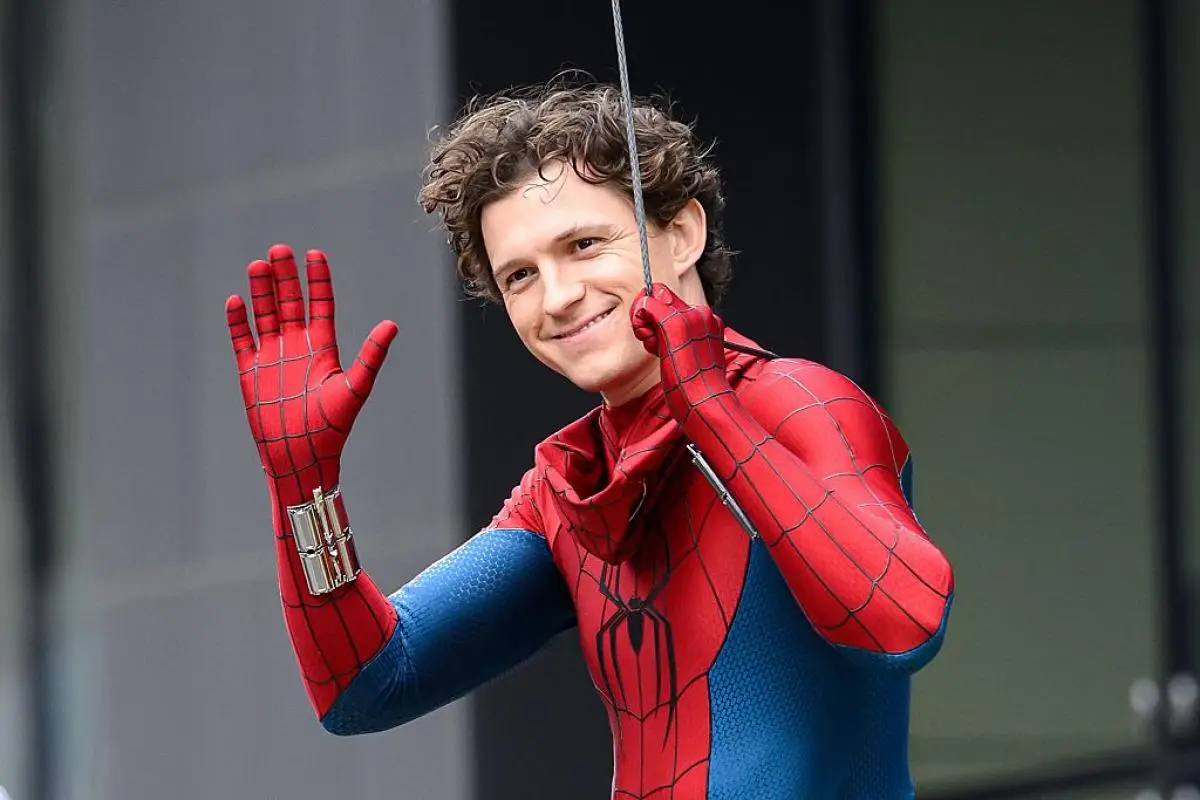 Tom Holland, Instagram