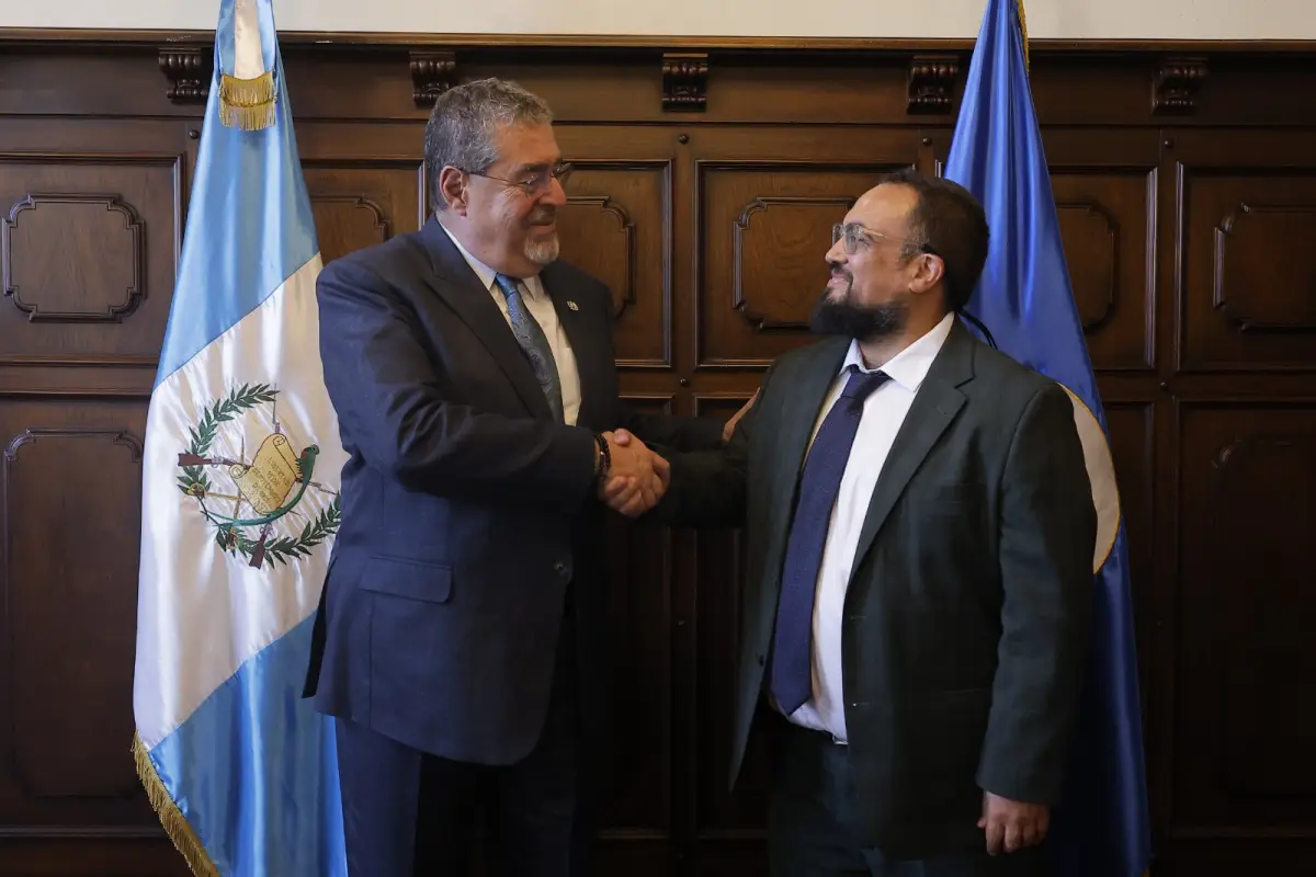El presidente, Bernardo Arévalo se reunió con ebastián Kraljevich de la OEA., Foto SCSP