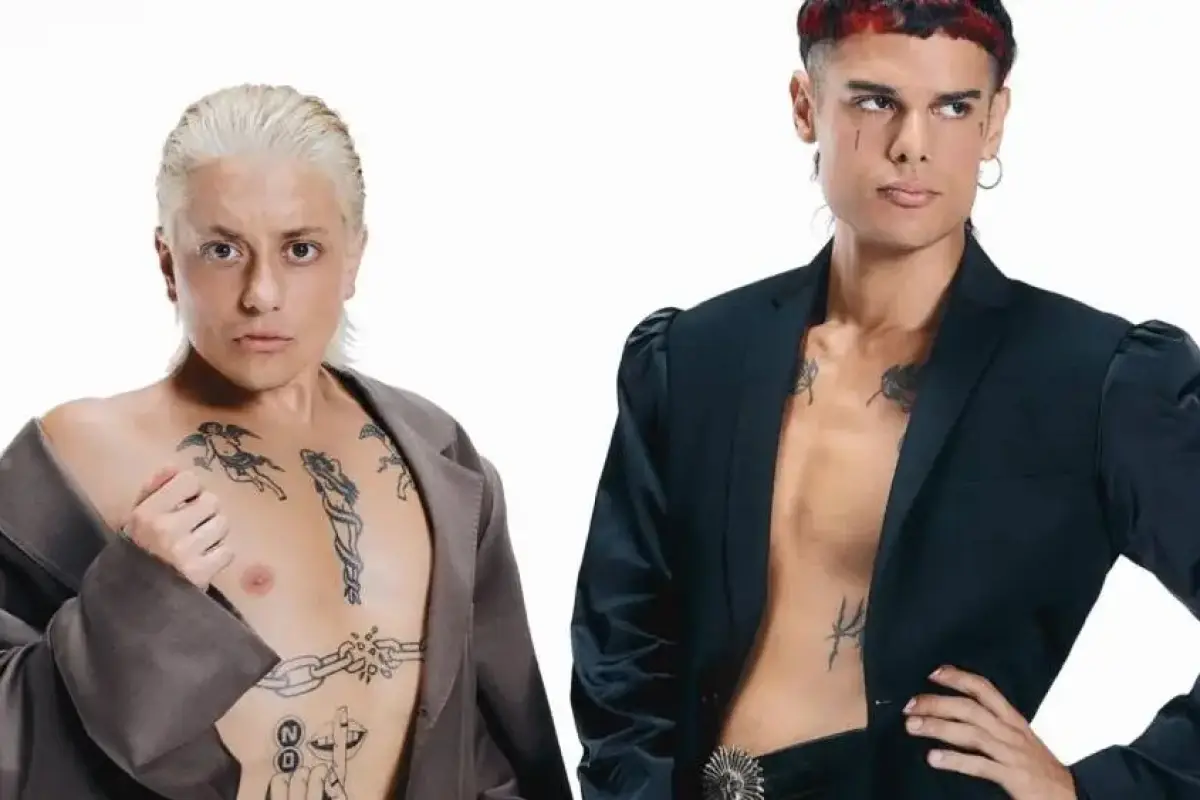  CA7RIEL , Redes sociales