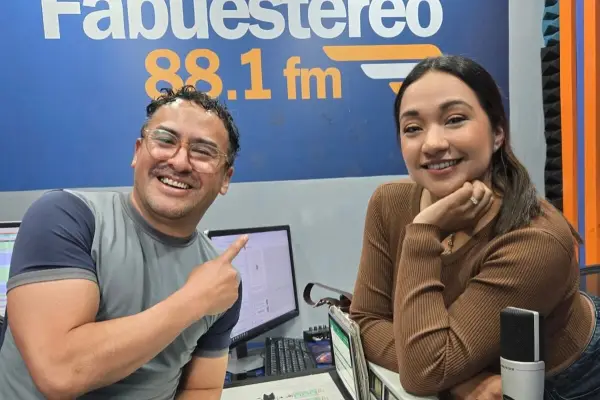 Celeste Castro Nueva Fabuestéreo ,Redes sociales