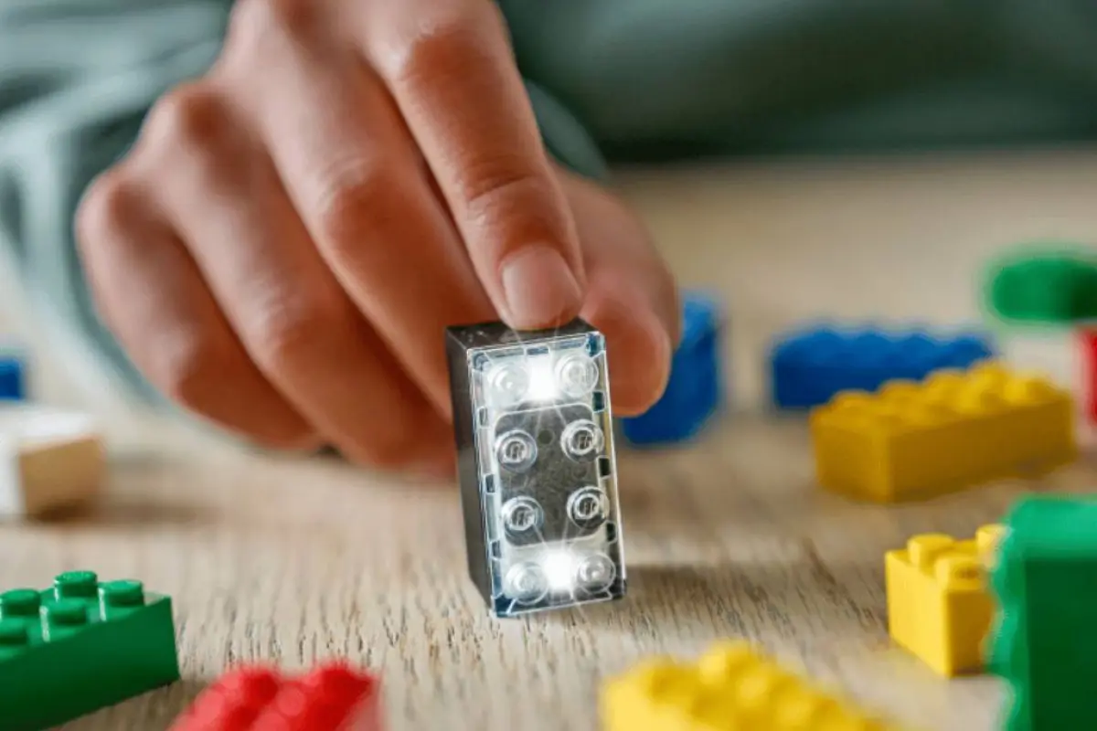 Lego Smart Play, Redes sociales