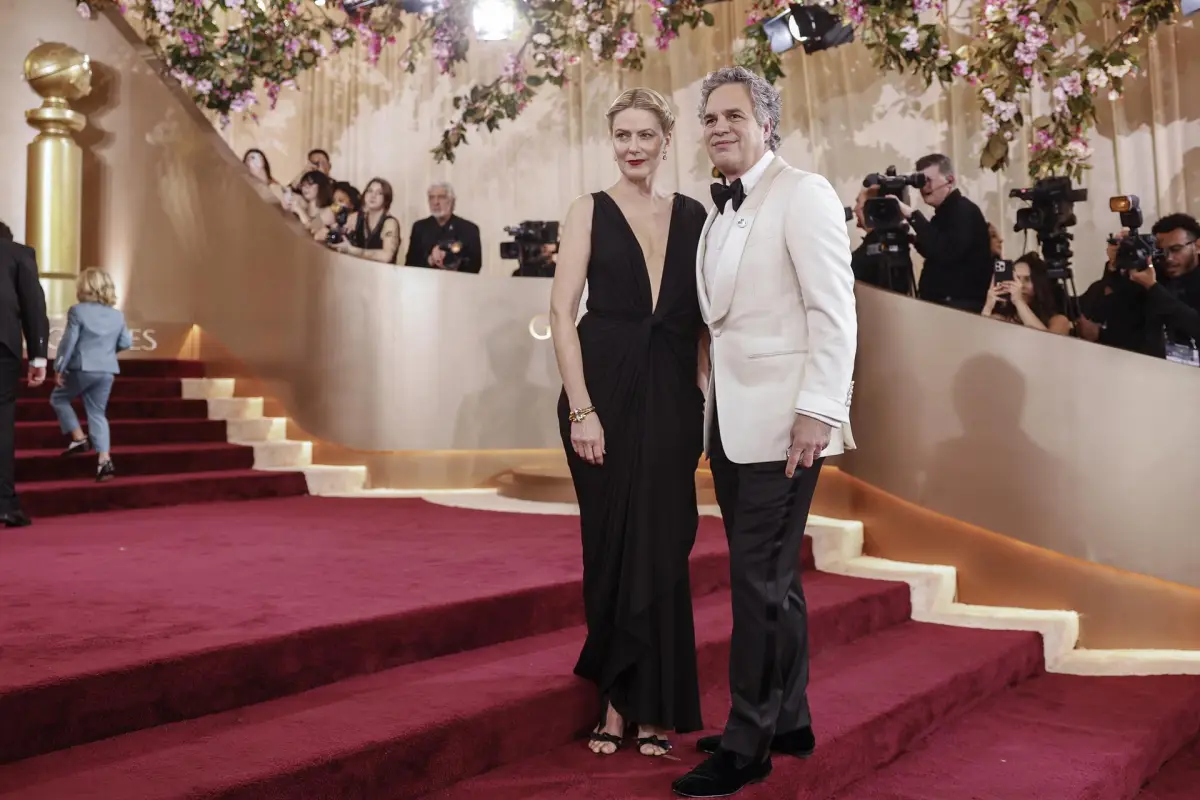 Mark Ruffalo, Redes sociales