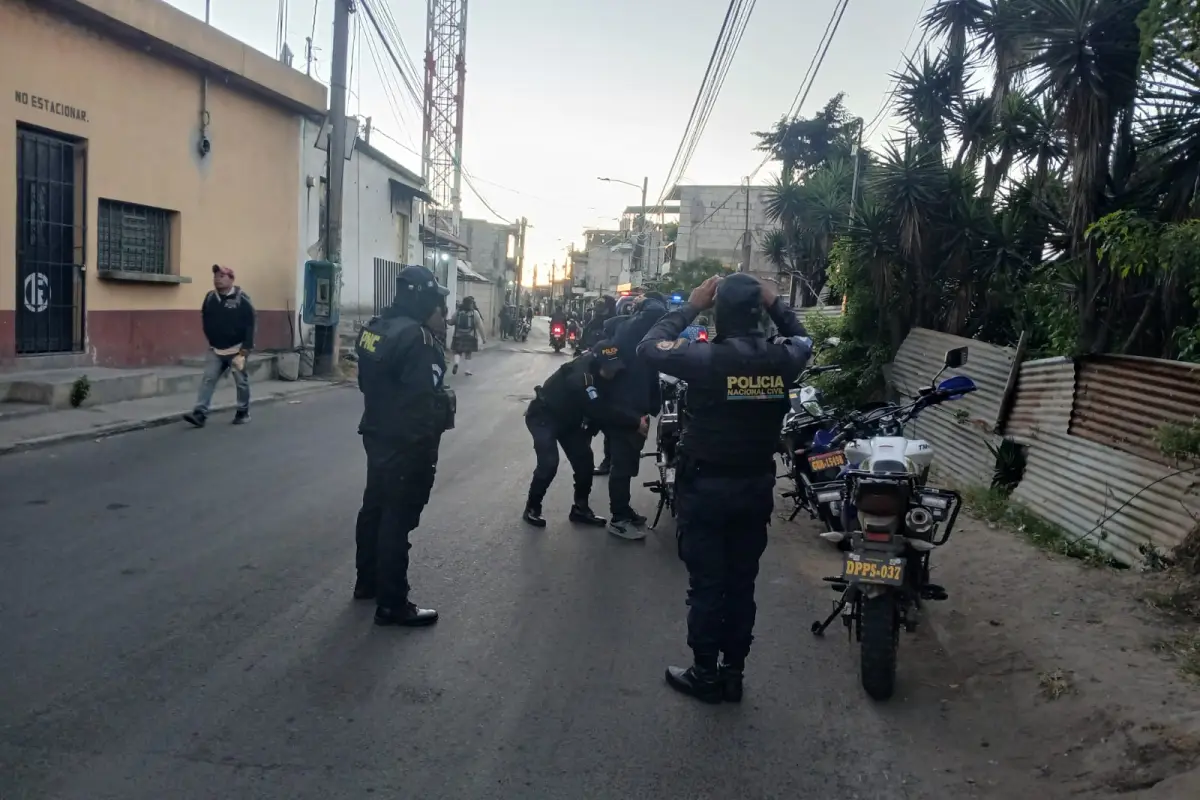 Operativos en las calles de la Ciudad de Guatemala en el marco del Estado de Sitio, 21 de enero de 2026., PNC