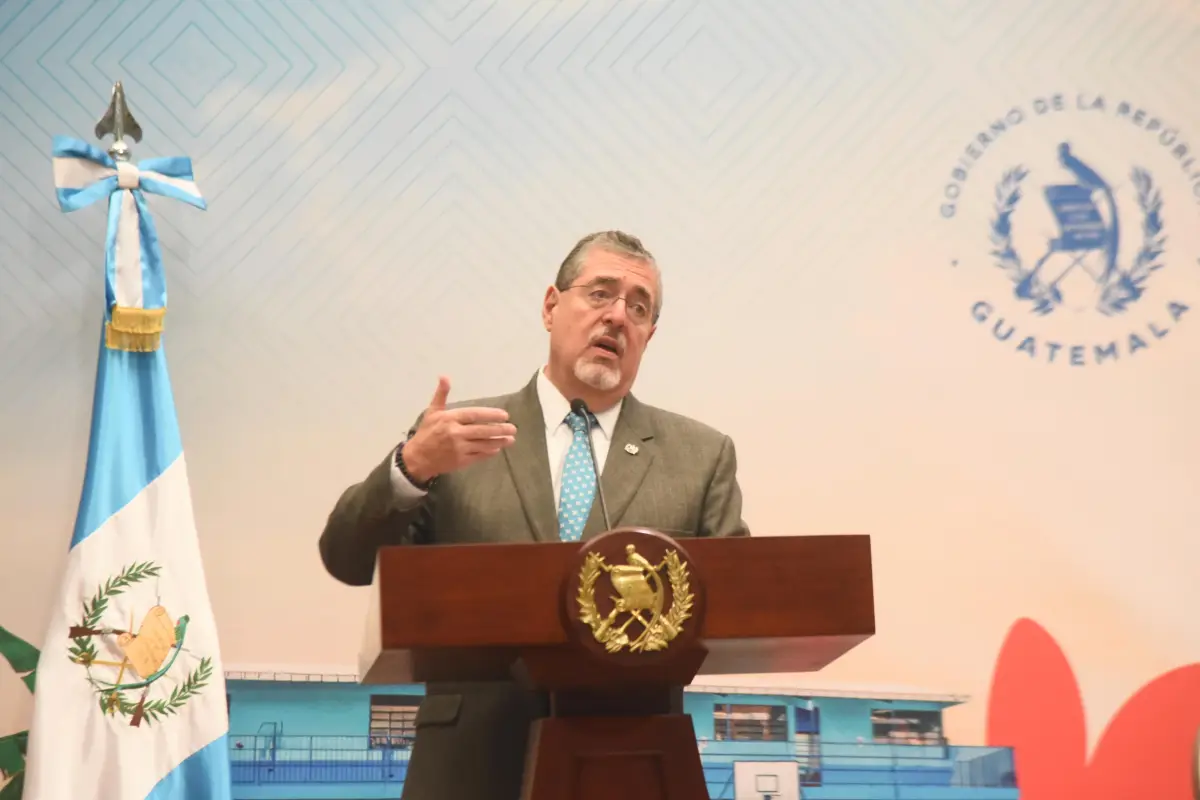 El presidente Bernardo Arévalo durante la conferencia de prensa "La Ronda", el miércoles 11 de febrero de 2026., Omar Solís/Emisoras Unidas
