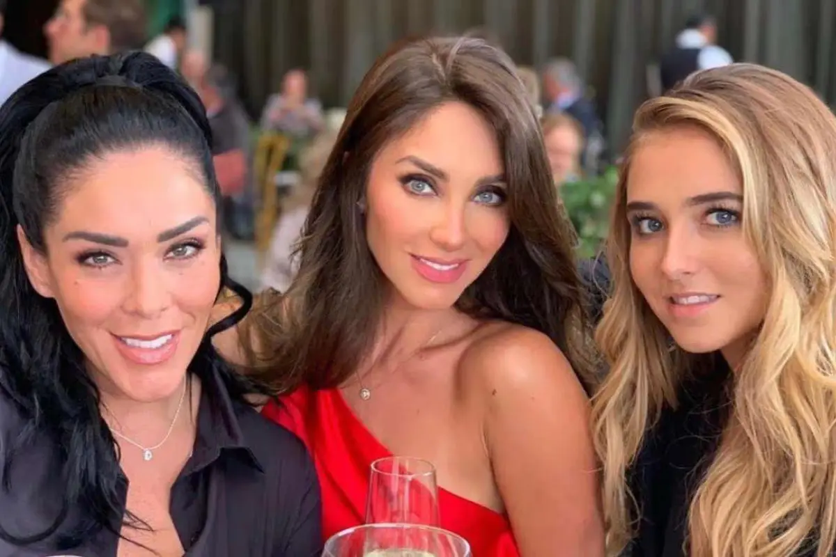 Anahí y su hermana, Instagram