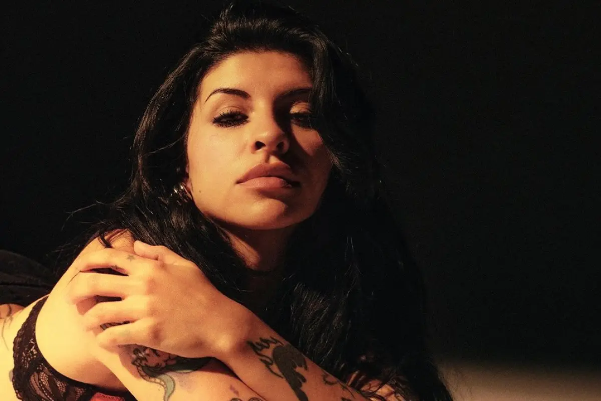 Cazzu, Redes sociales