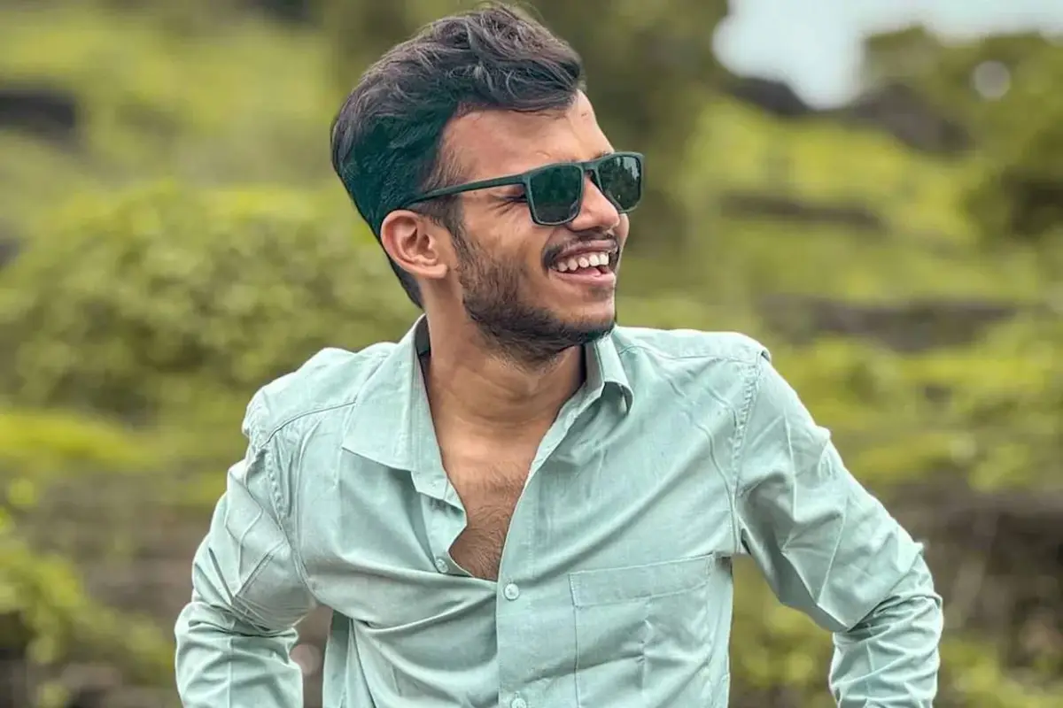 Arun Tupe, Instagram