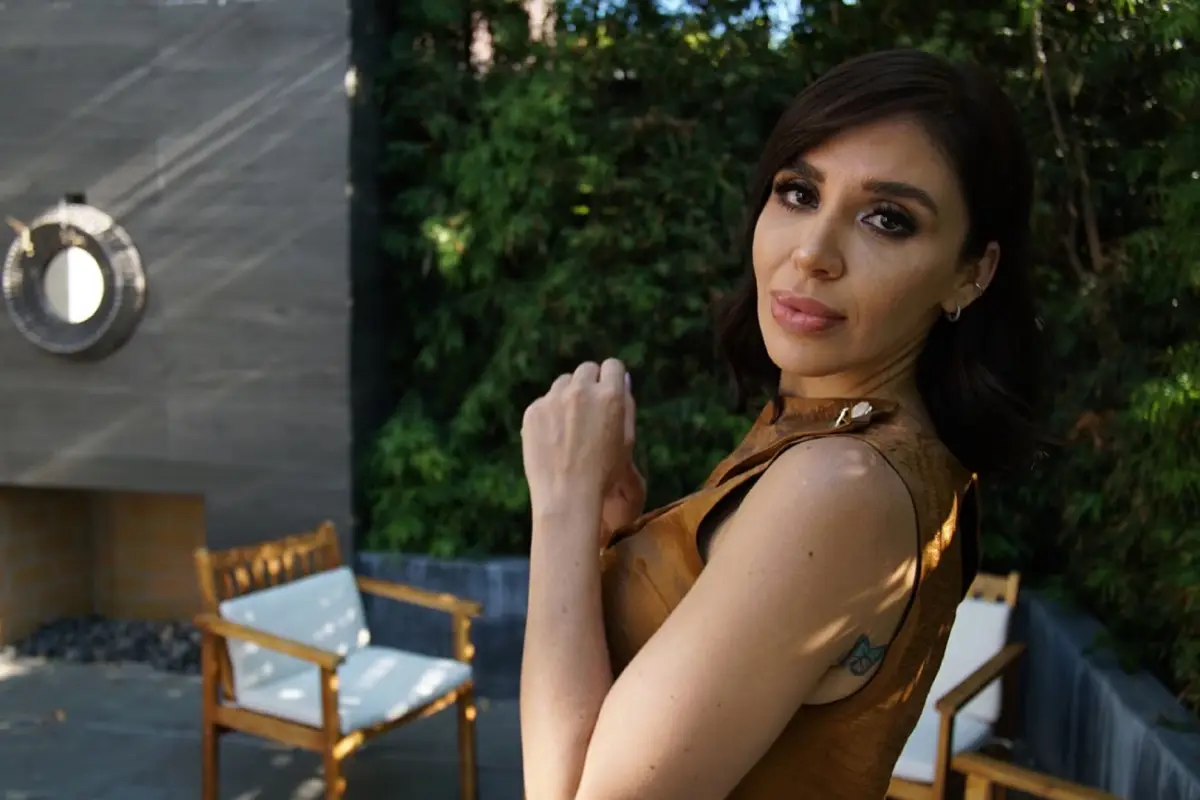 Emma Coronel, Redes sociales