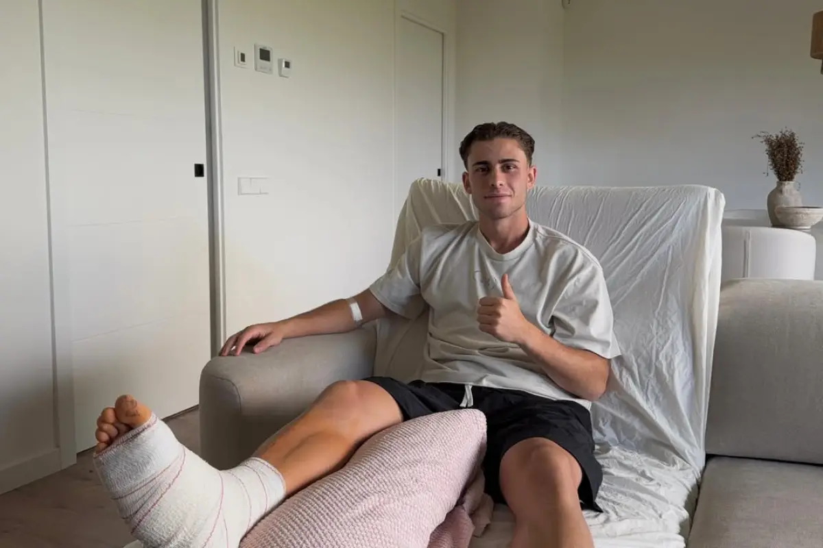 Fermín López fue operado de una lesión del quinto metatarsiano - instagram @fermin
