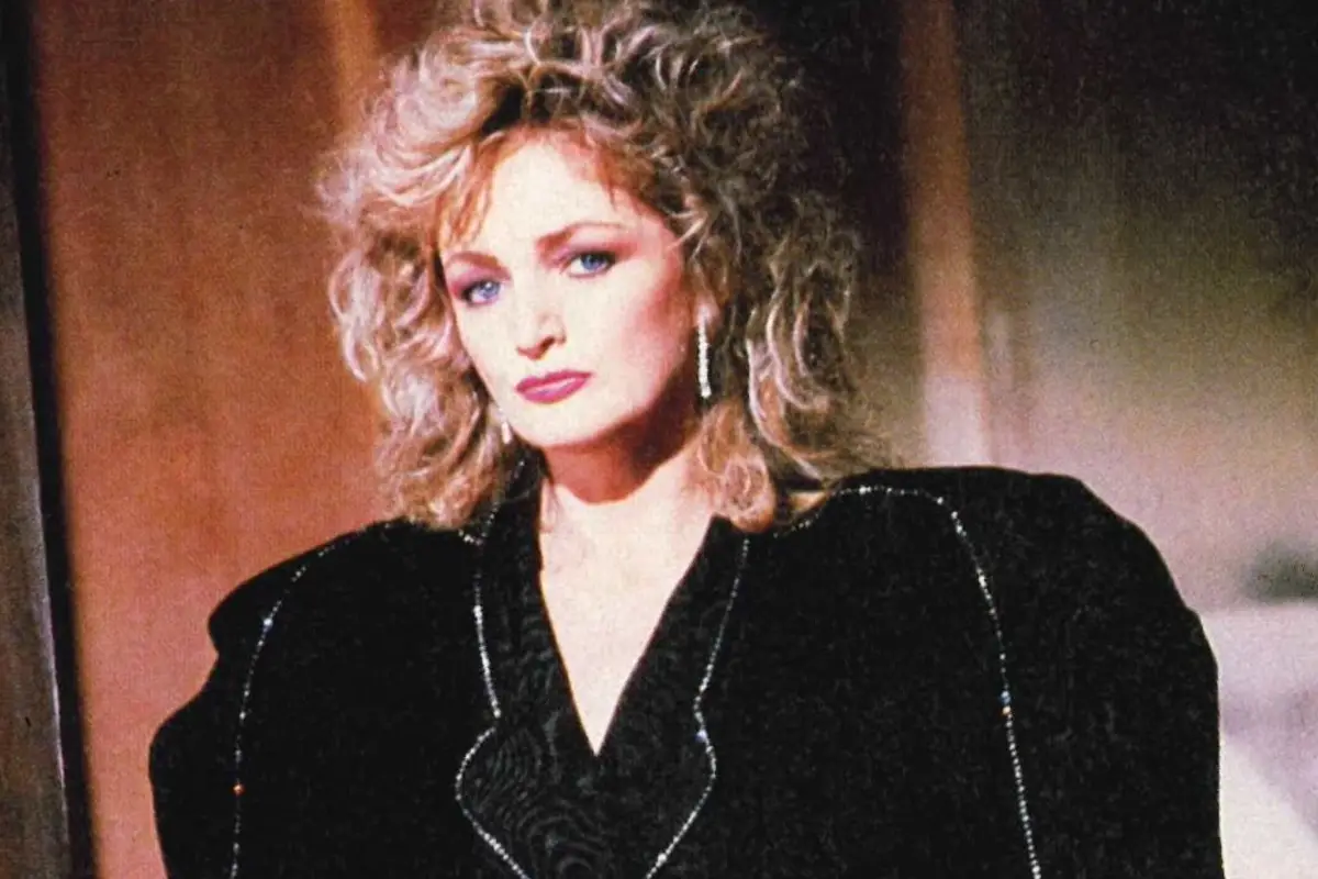 Bonnie Tyler, Redes sociales