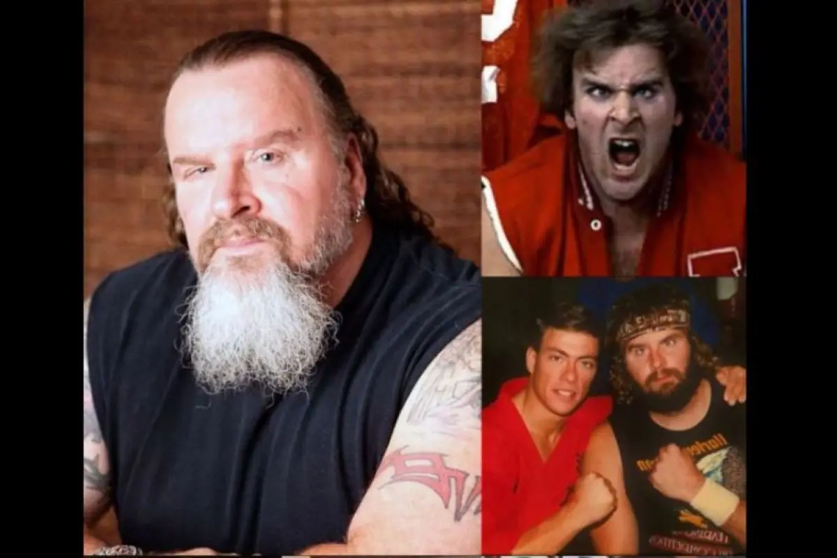 Donald Gibb, Redes sociales