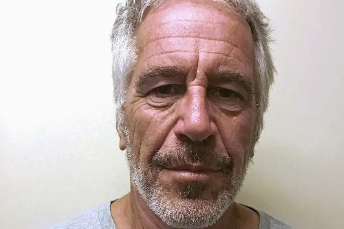 Jeffrey Epstein, Redes sociales