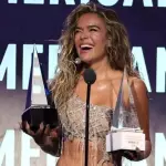 Karol G en AMAs ,Redes sociales