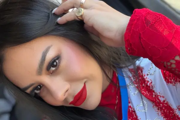 Larissa Riquelme ,Redes sociales