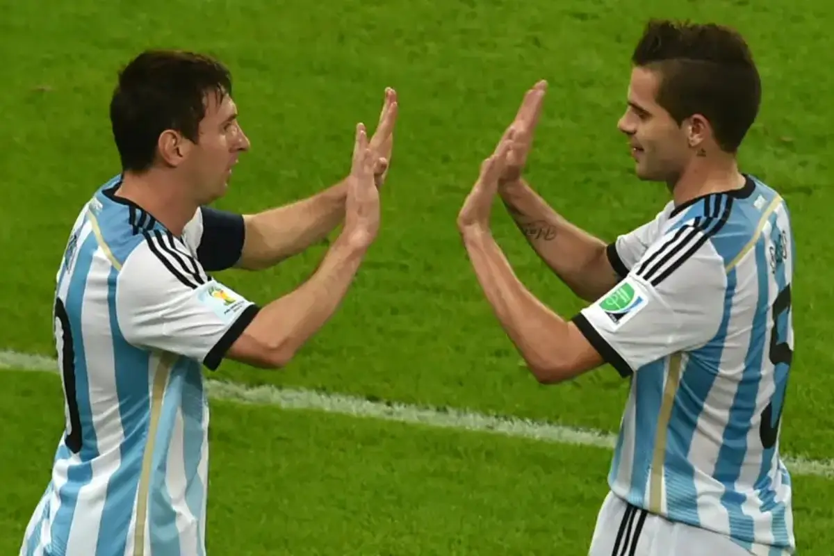 Fernando Gago, Redes sociales