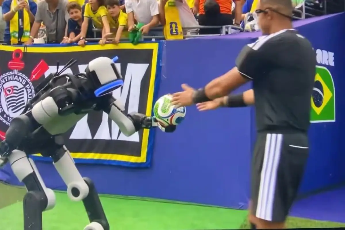 Robot humanoide Mundial 2026, Captura de pantalla