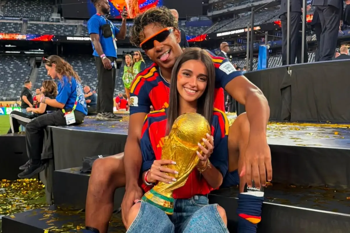 Inés García y Lamine Yamal, Foto redes sociales Inés García