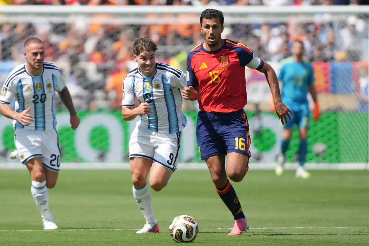 Rodri, es uno de los jugadores en el once ideal del Mundial 2026