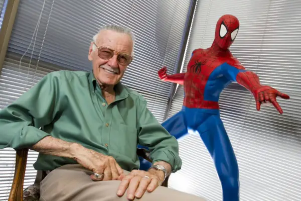 Stan Lee ,Redes sociales de Stan Lee