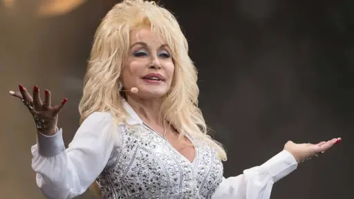 Dolly Parton ,Instagram