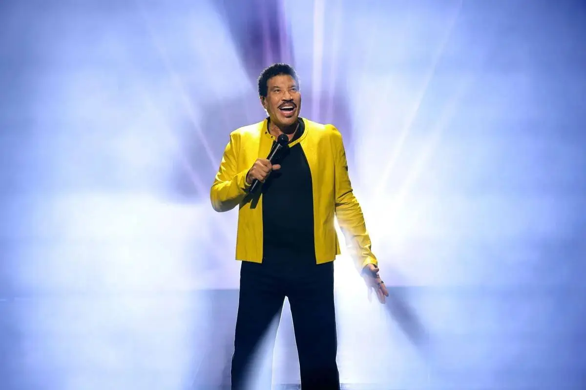 Lionel Richie internado en terapia intensiva , Instagram
